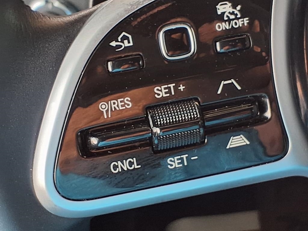 Mercedes-Benz Sprinter Van  2020