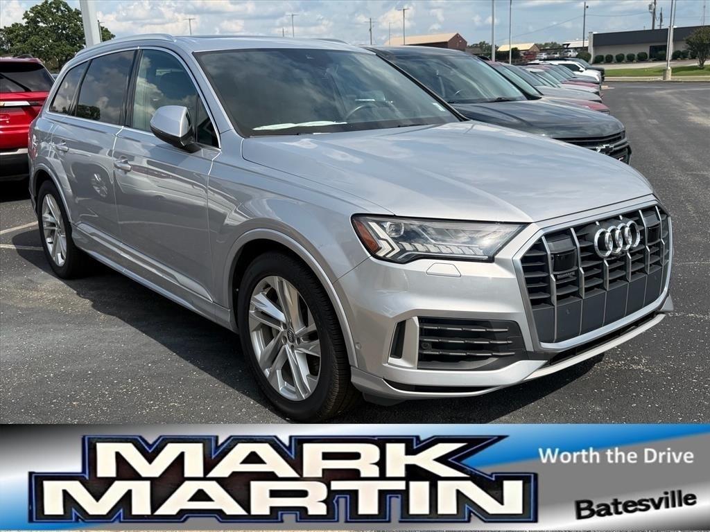 Audi Q7  2021