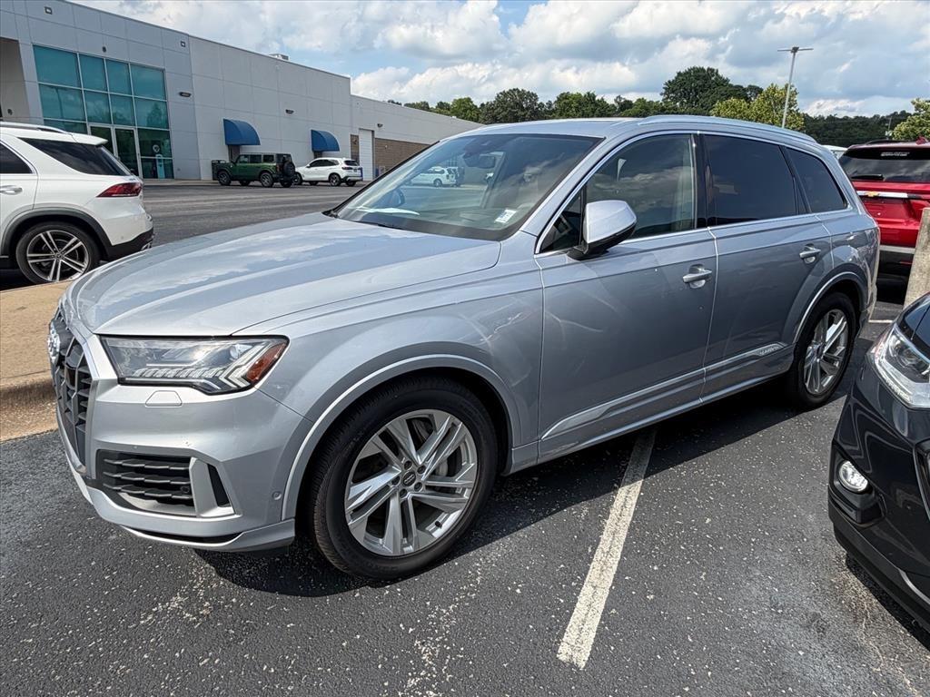 Audi Q7  2021