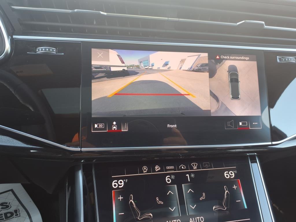 Audi Q7  2021
