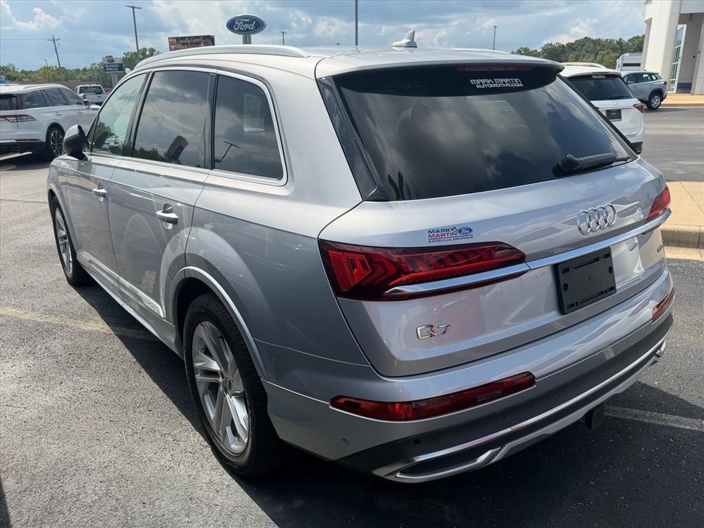 Audi Q7  2021