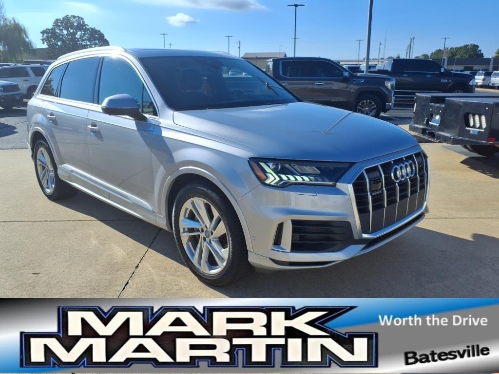 Audi Q7  2021