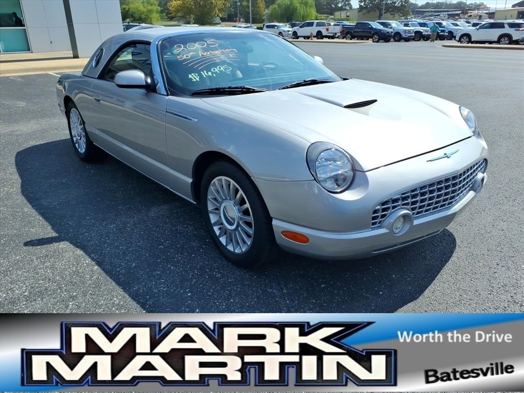 2005 Ford Thunderbird Deluxe