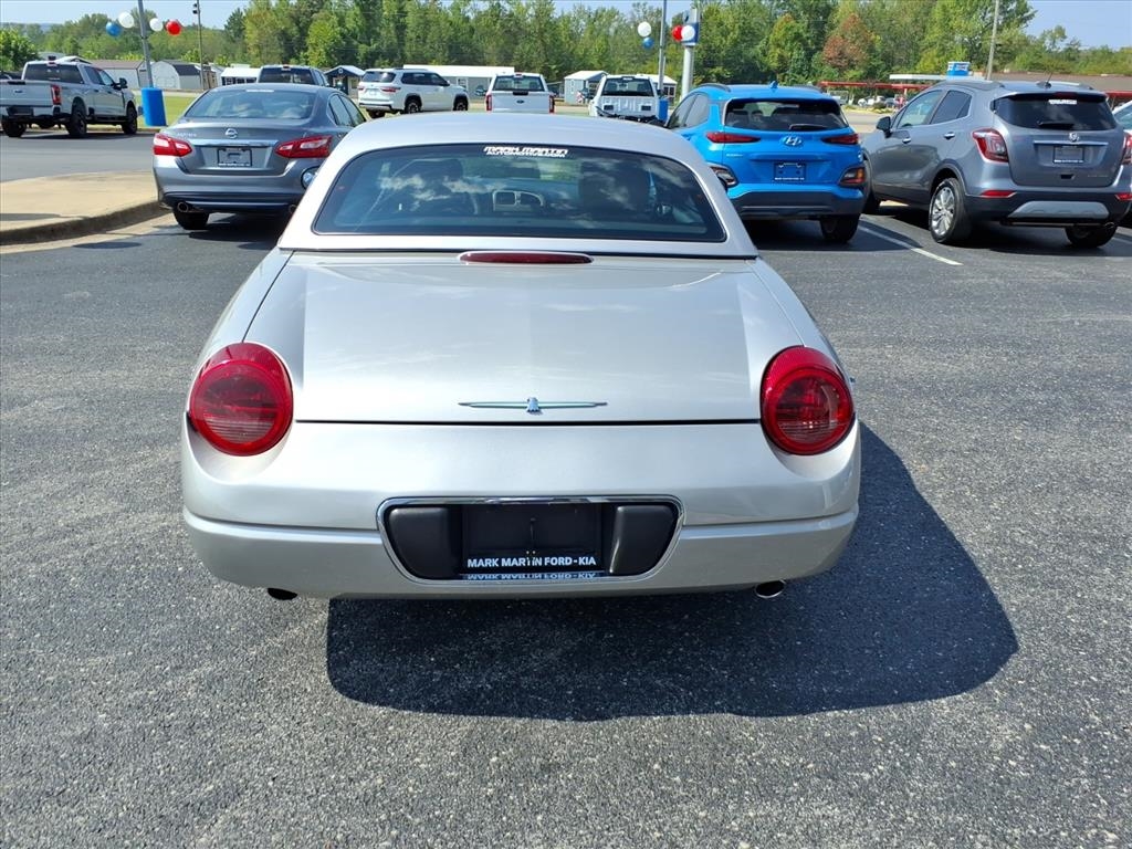 Ford Thunderbird  2005