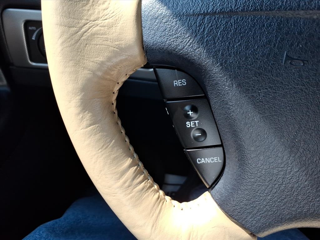 Ford Thunderbird  2005