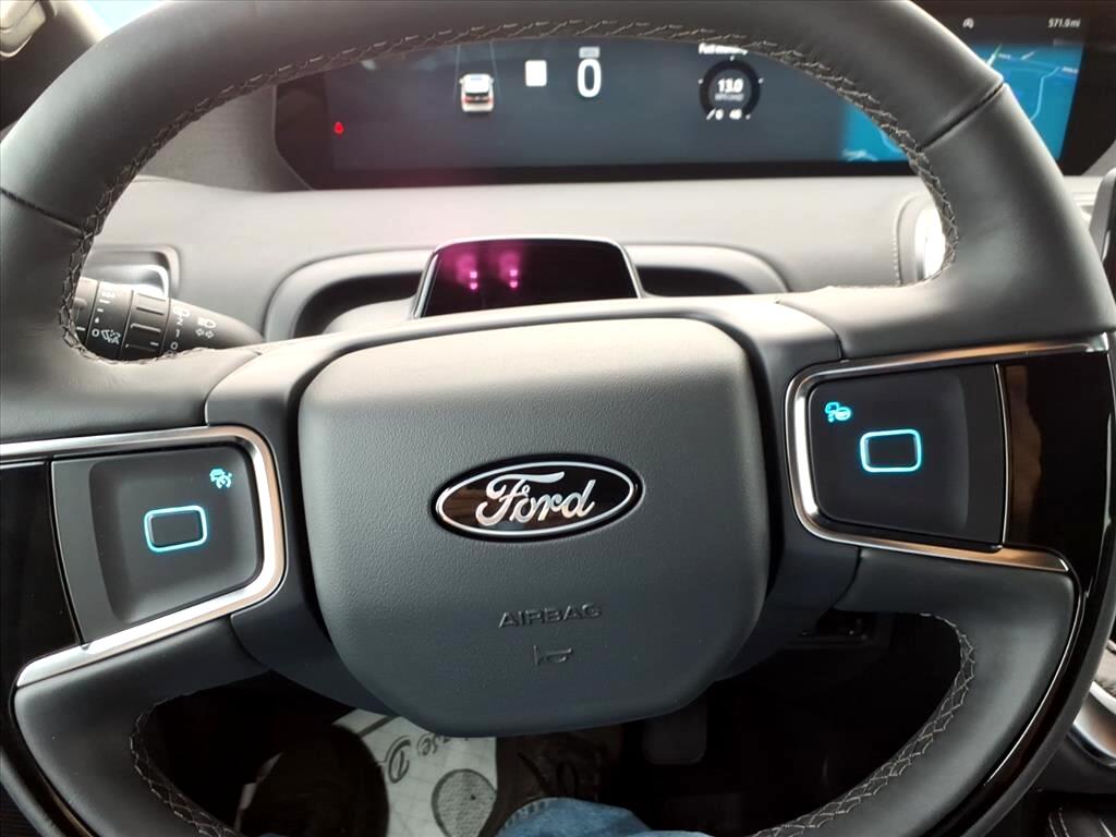 Ford Expedition  2025