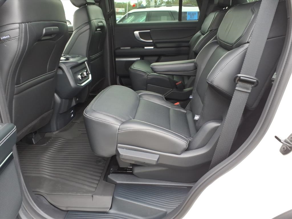 Ford Expedition  2025