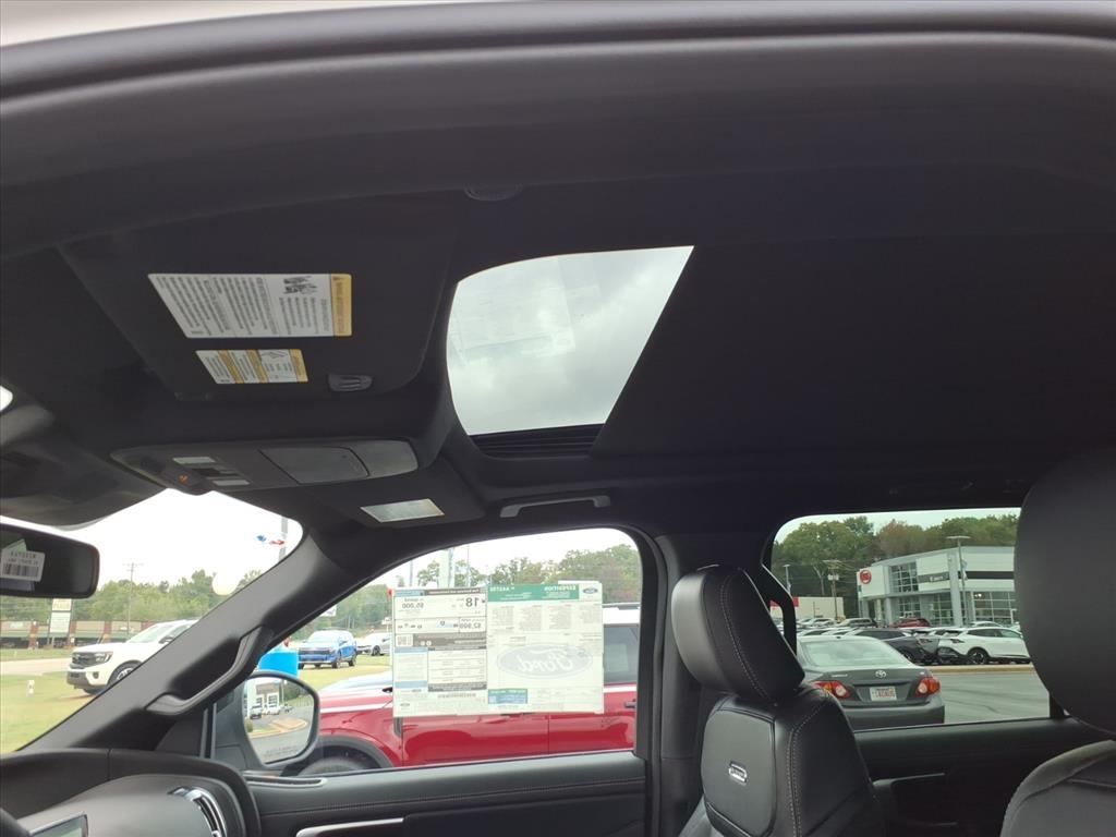 Ford Expedition  2025