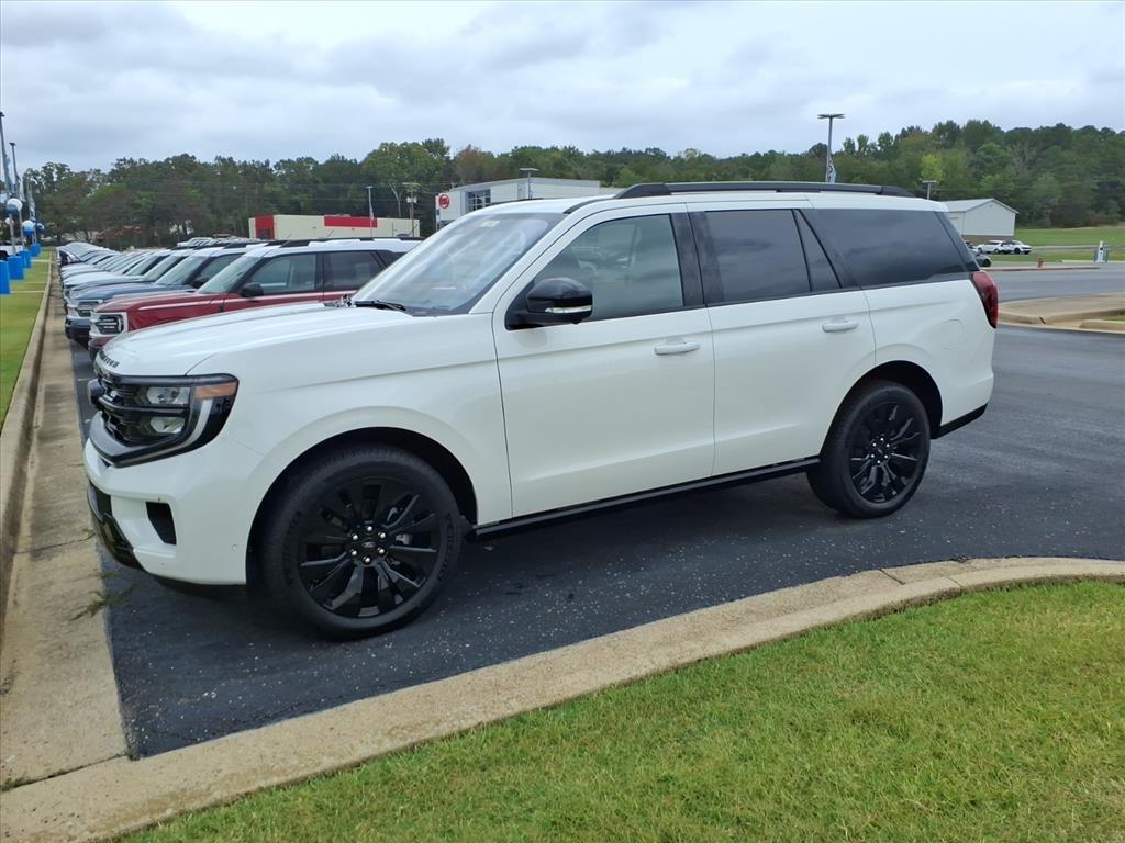 Ford Expedition  2025