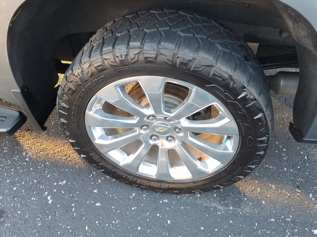 Chevrolet Silverado 1500 LTD 4WD Crew Cab 147" High Country 2022