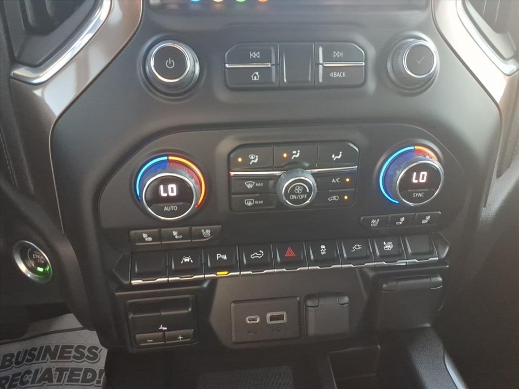 Chevrolet Silverado 1500 LTD 4WD Crew Cab 147" High Country 2022