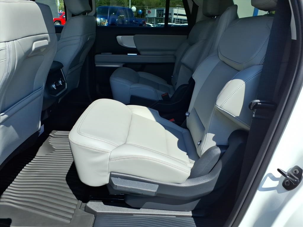 Ford Expedition Max  2025