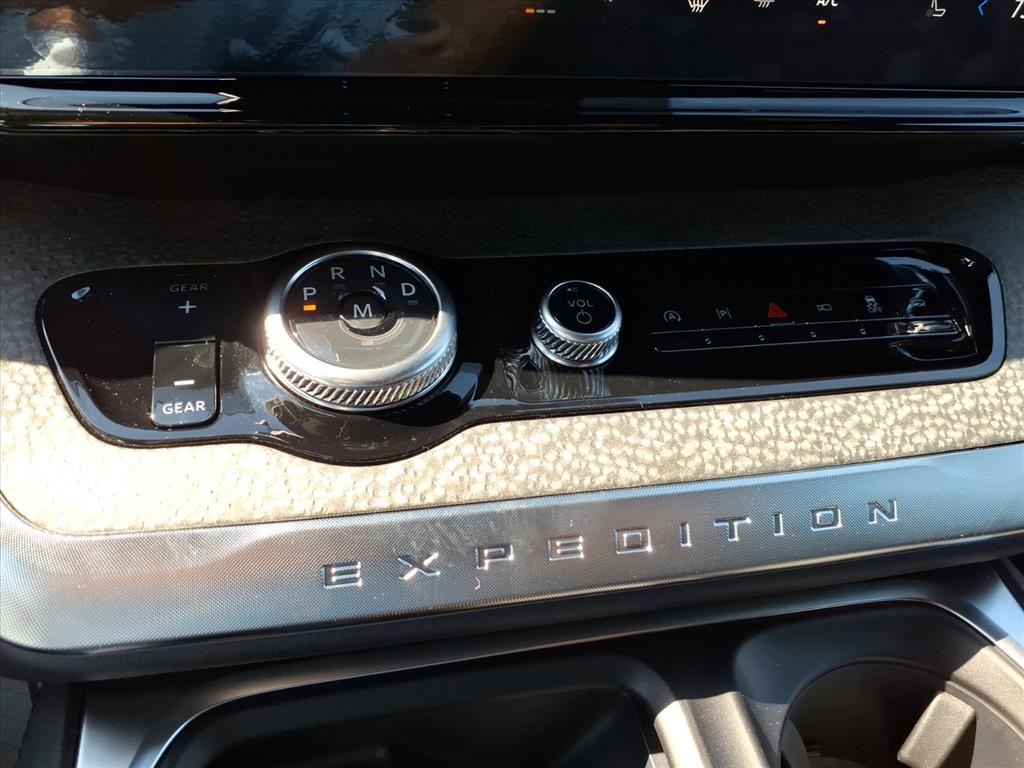 Ford Expedition  2025