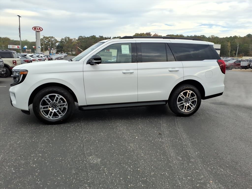 Ford Expedition  2025 Ford Expedition  2025