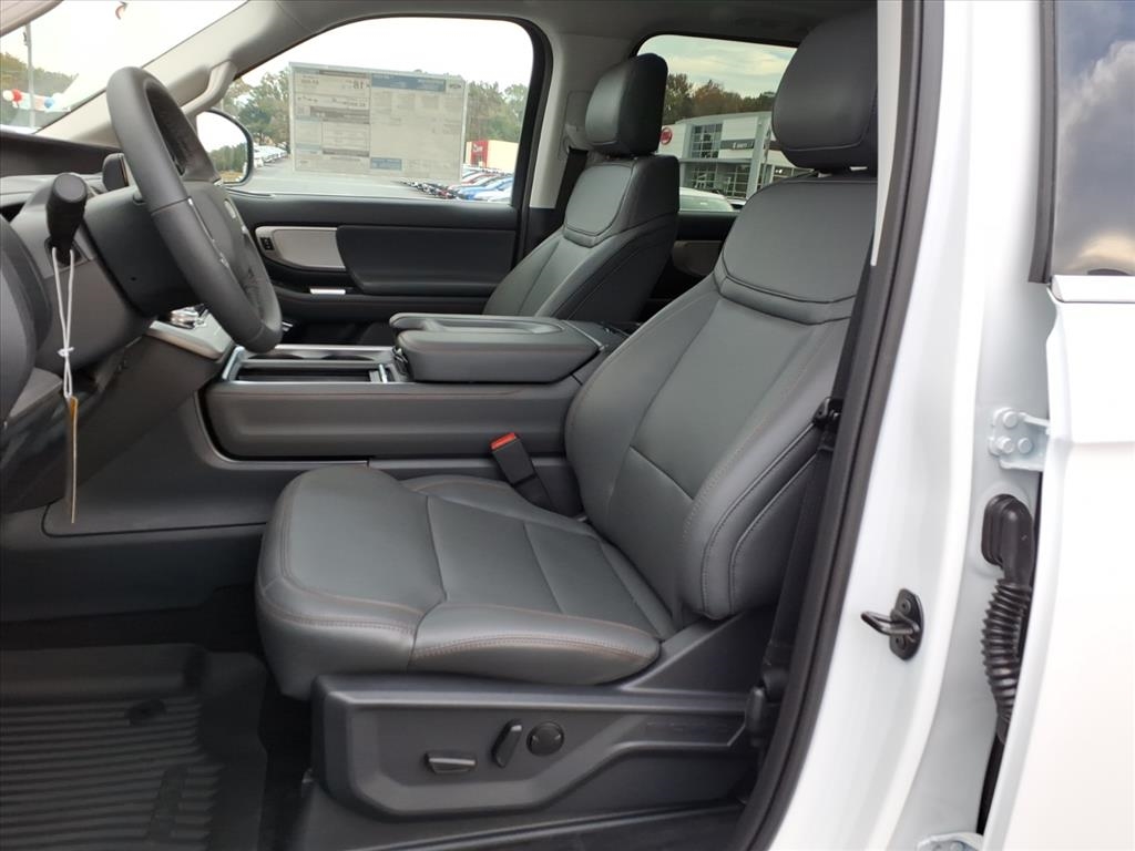 Ford Expedition  2025 Ford Expedition  2025