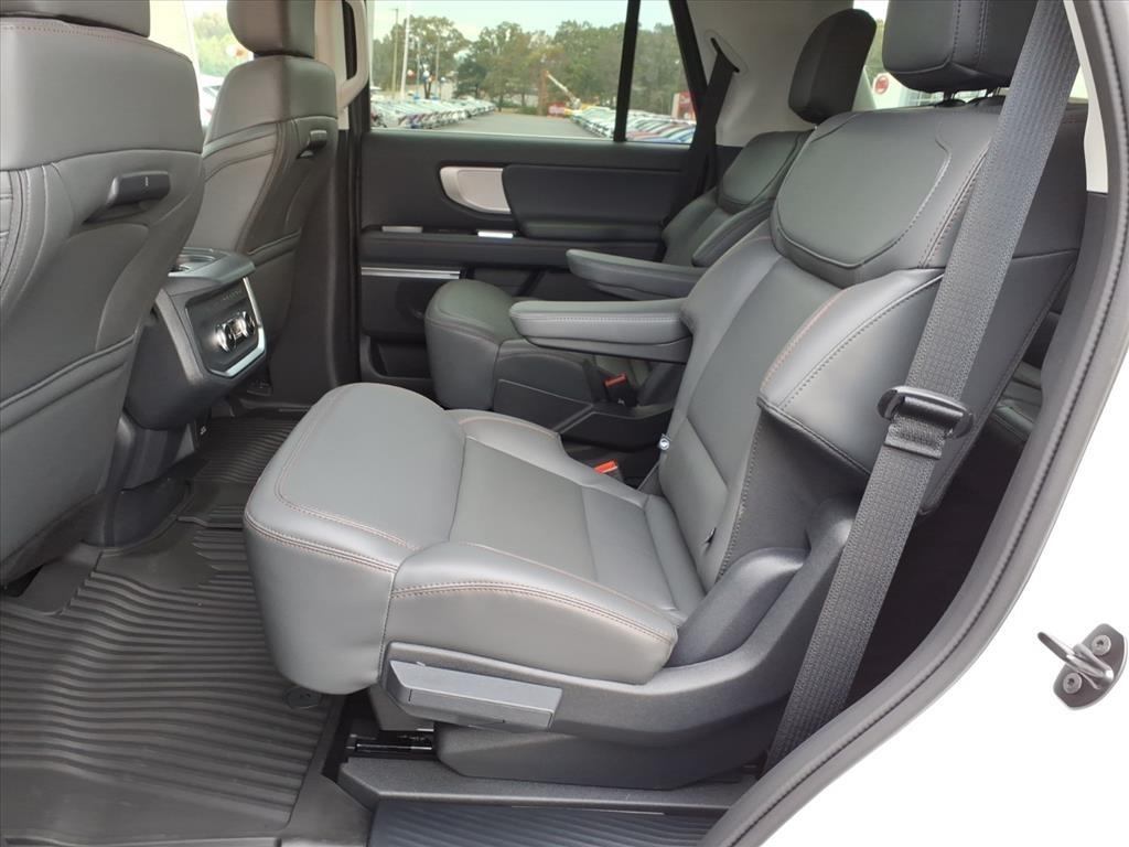 Ford Expedition  2025