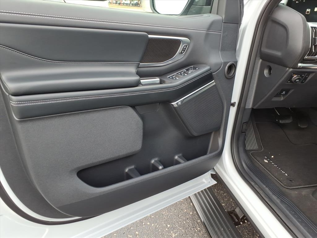 Ford Expedition  2025 Ford Expedition  2025