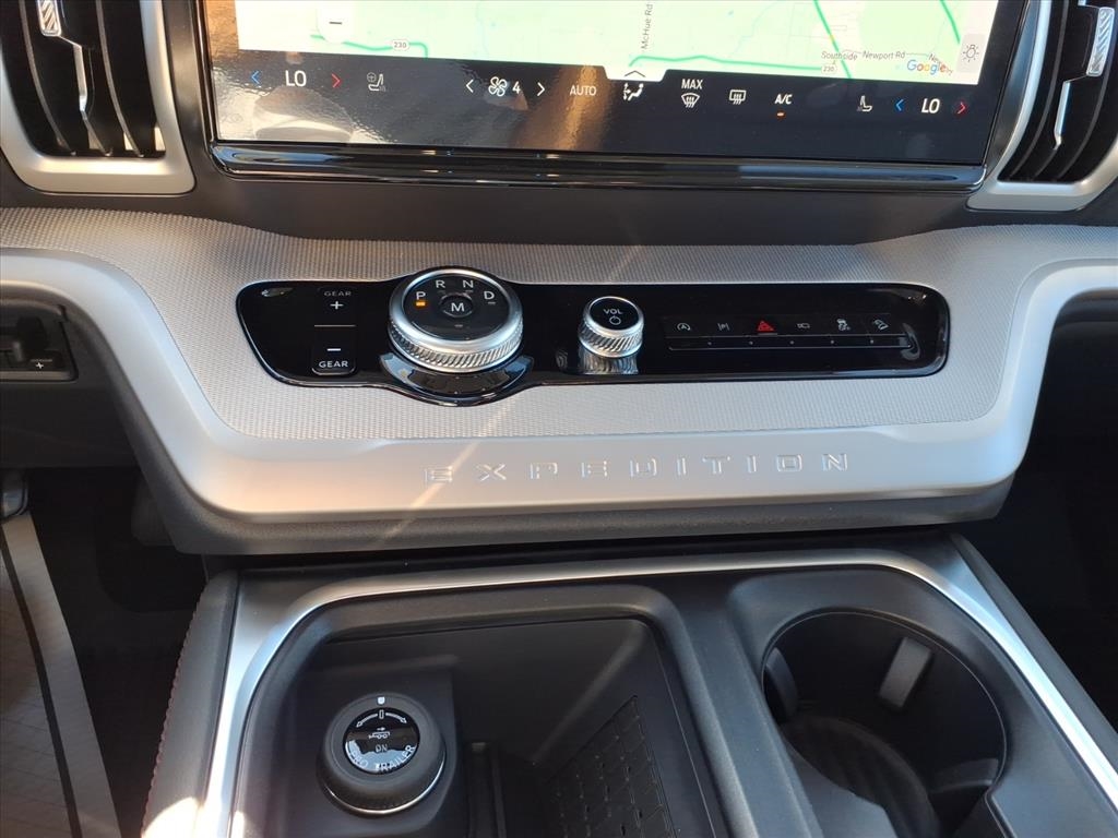 Ford Expedition  2025