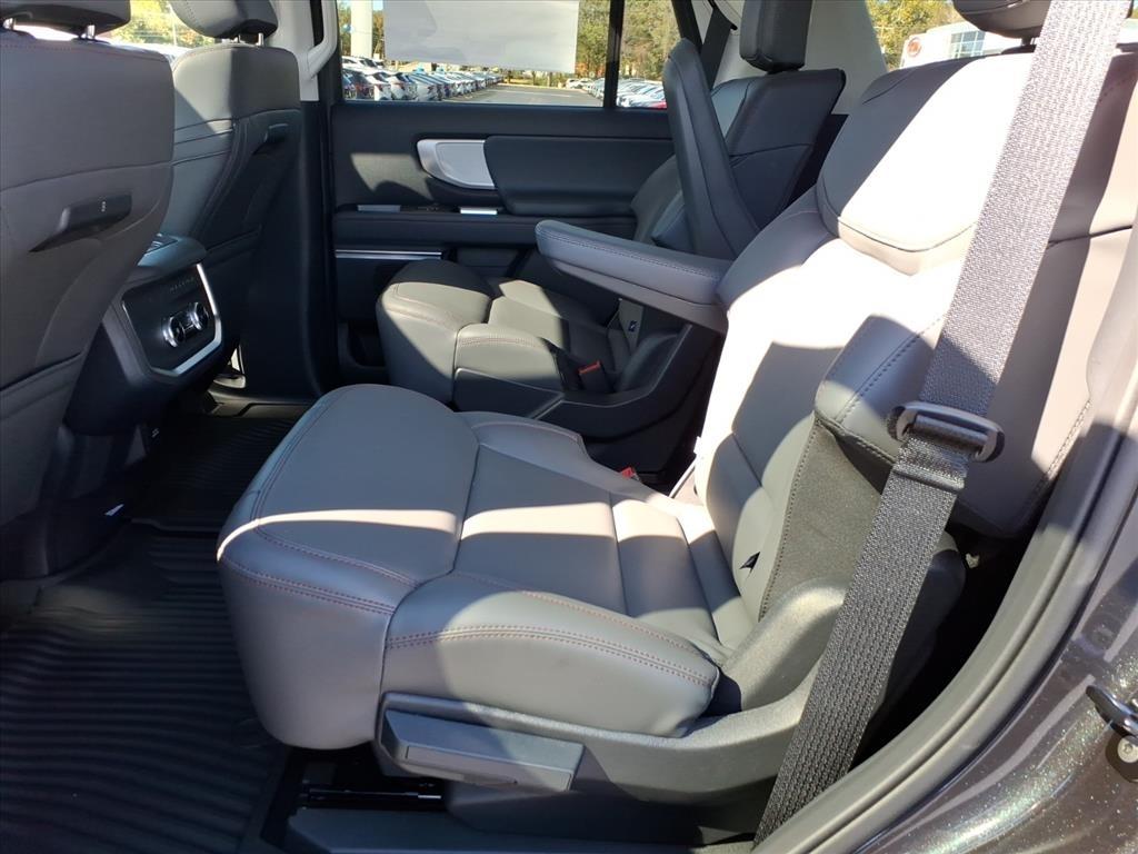 Ford Expedition  2025