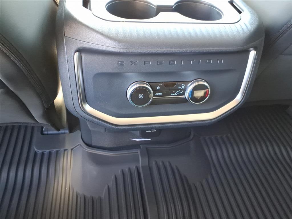 Ford Expedition  2025