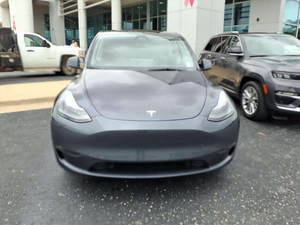 Tesla Model Y  2023 Tesla Model Y  2023