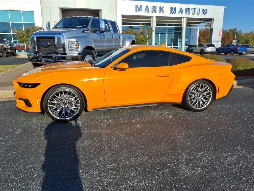 Ford Mustang  2026