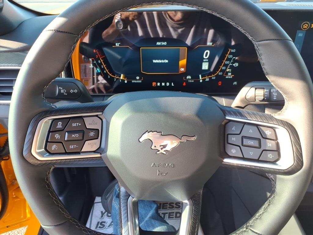 Ford Mustang  2026