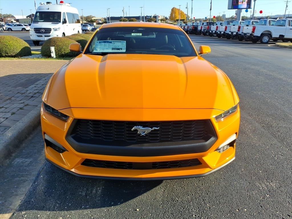 Ford Mustang  2026