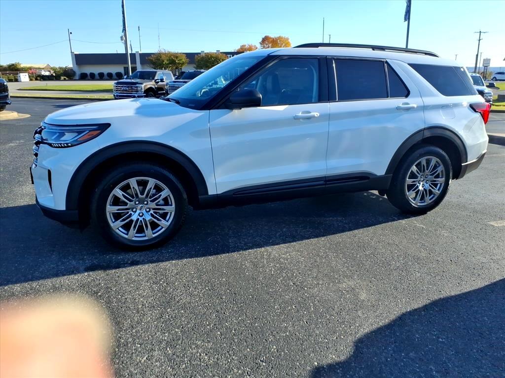 Ford Explorer  2026