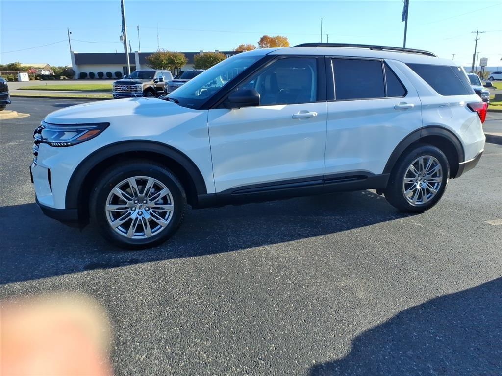 Ford Explorer  2026