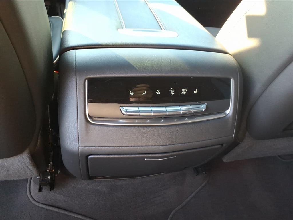 Cadillac Escalade  2022