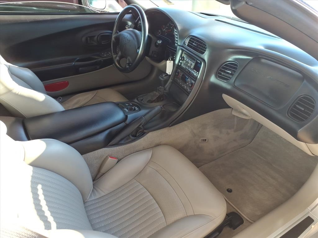 Chevrolet Corvette  2002