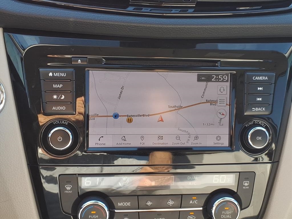 Nissan Rogue Sport  2022