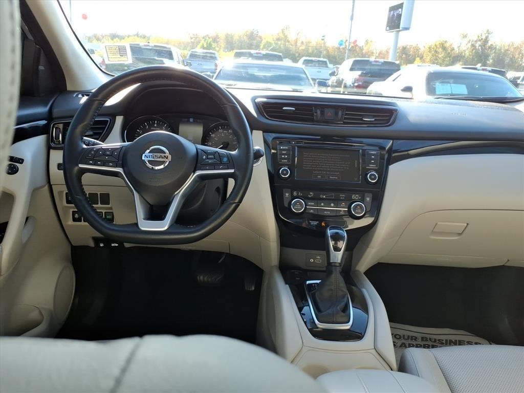 Nissan Rogue Sport  2022