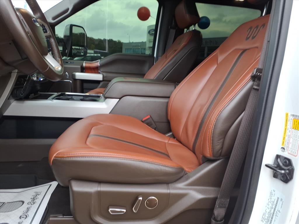 Ford Super Duty F-250 SRW  2022