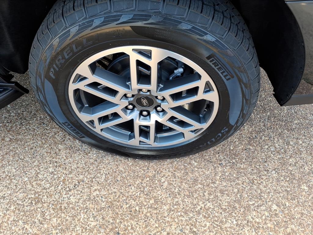 Ford Expedition Max  2025