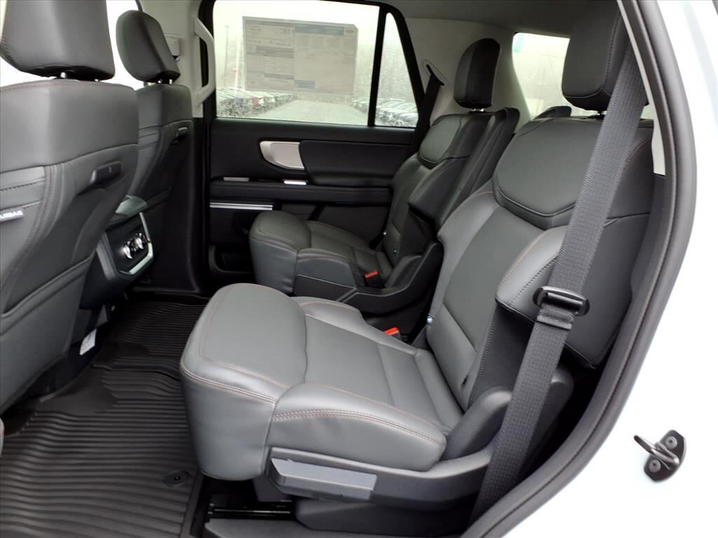 Ford Expedition  2025