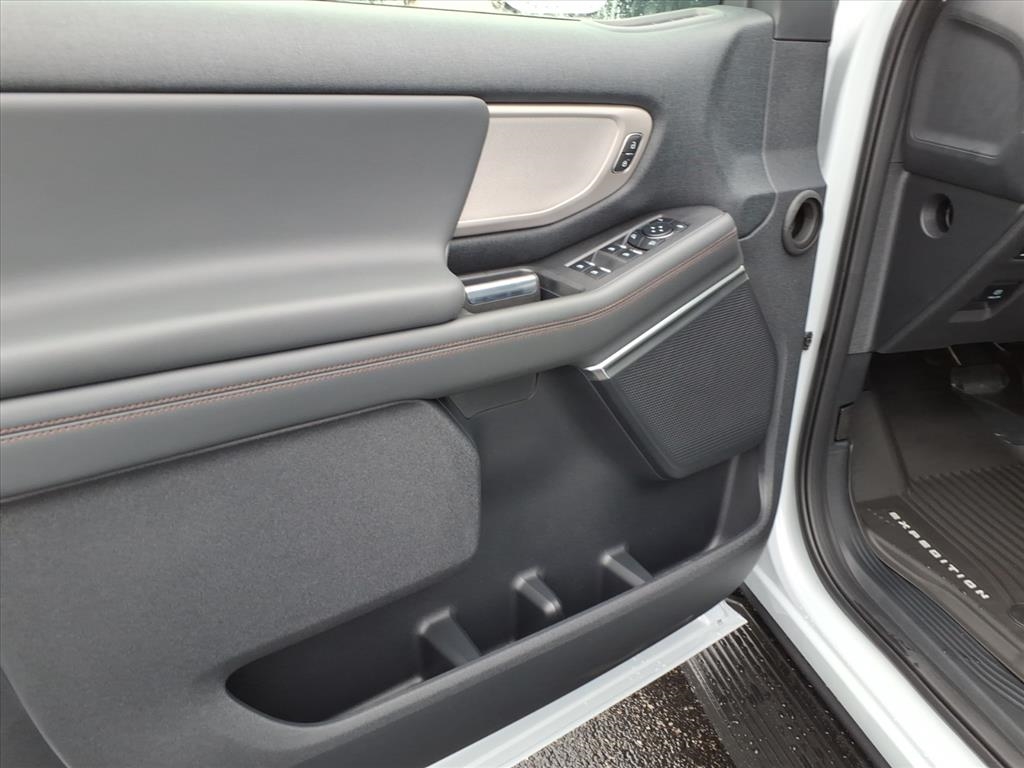 Ford Expedition  2025