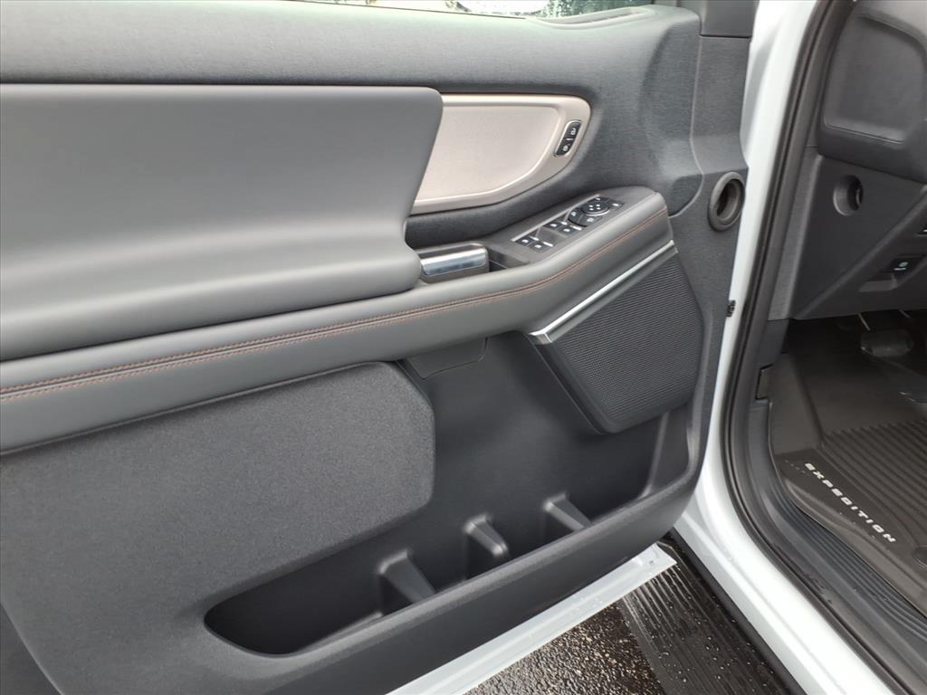 Ford Expedition  2025