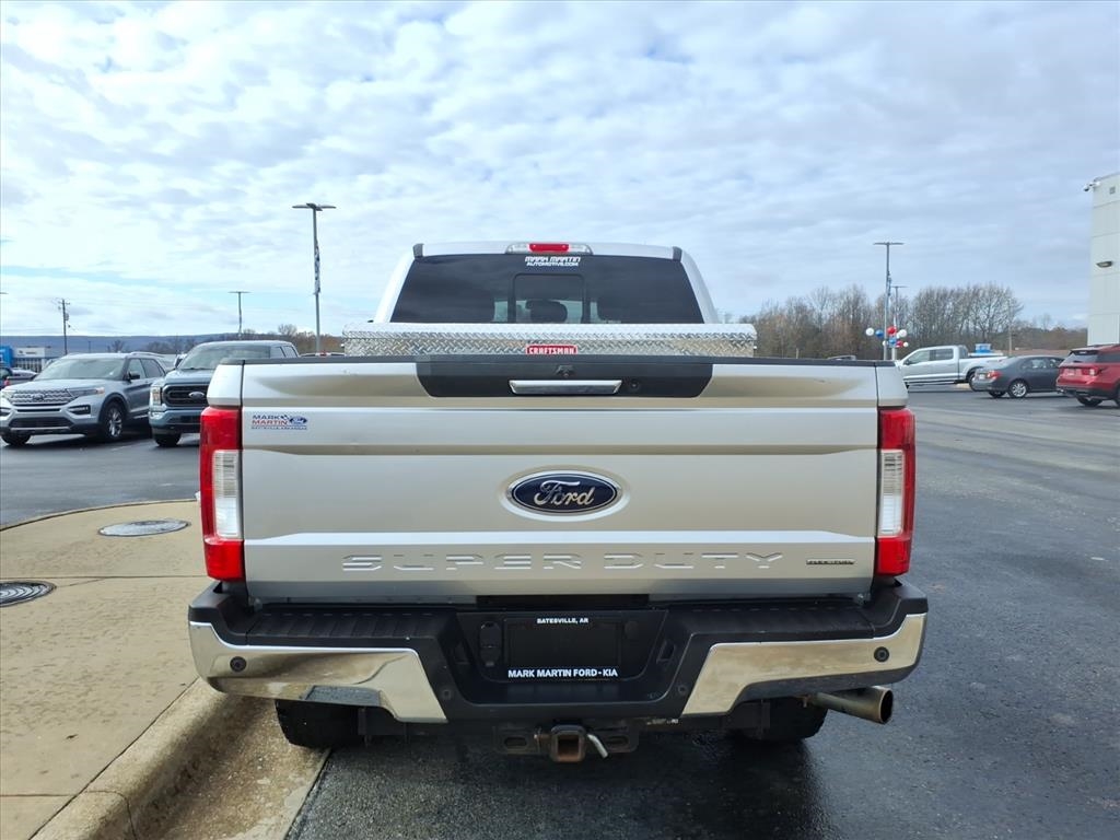 Ford Super Duty F-250 SRW  2017