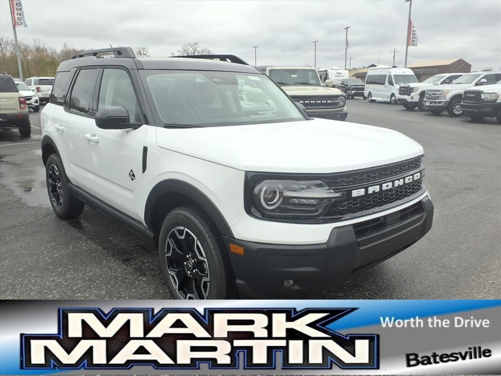 2025 Ford Bronco Sport Outer Banks's photo