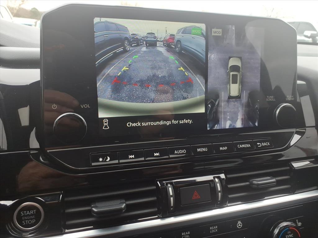 Nissan Pathfinder  2024