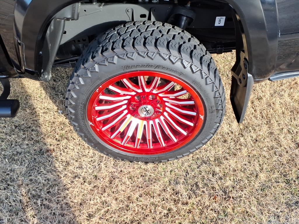 Toyota Tacoma 4WD  2023