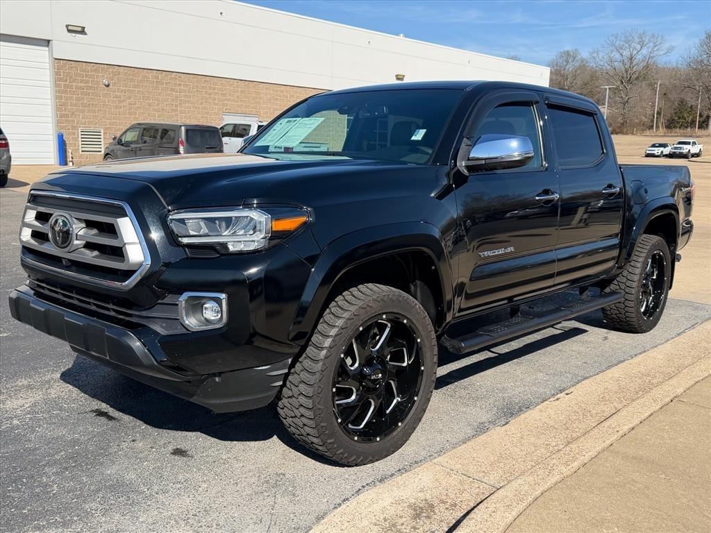 Toyota Tacoma 4WD  2023