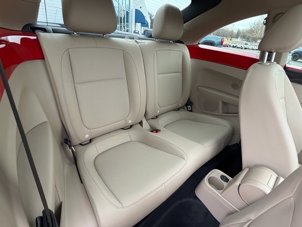 Volkswagen Beetle  2018