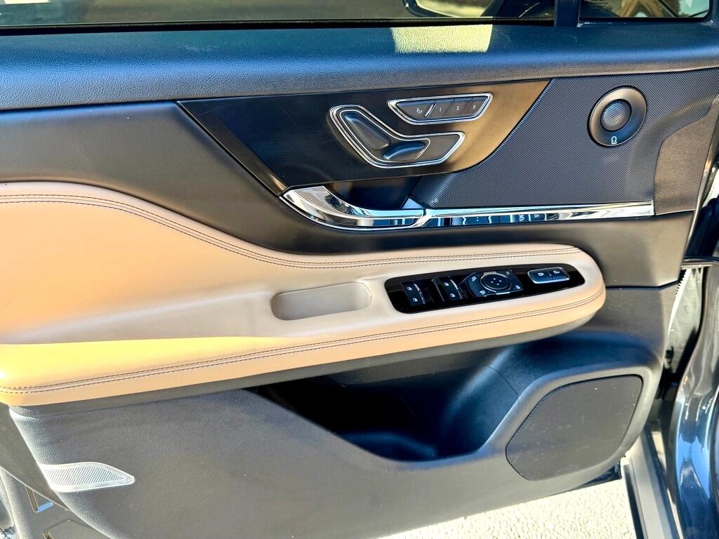 Lincoln Corsair  2020