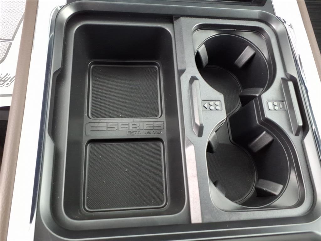 Ford Super Duty F-250 SRW  2026