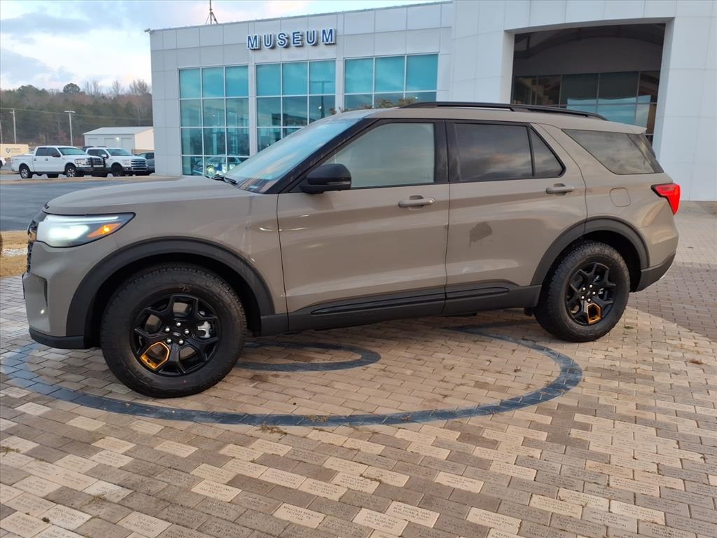 Ford Explorer  2026