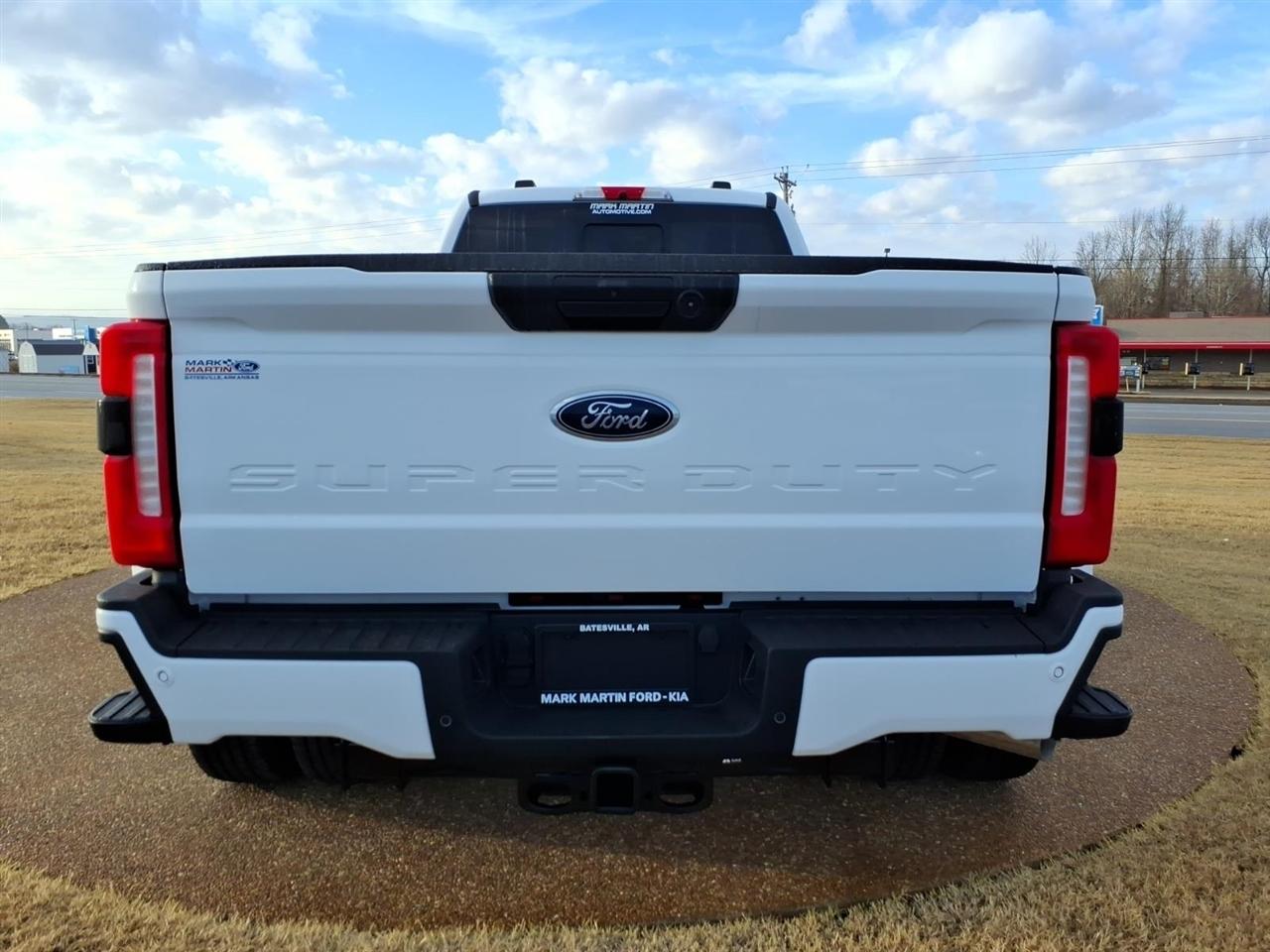 Ford Super Duty F-350 DRW  2026