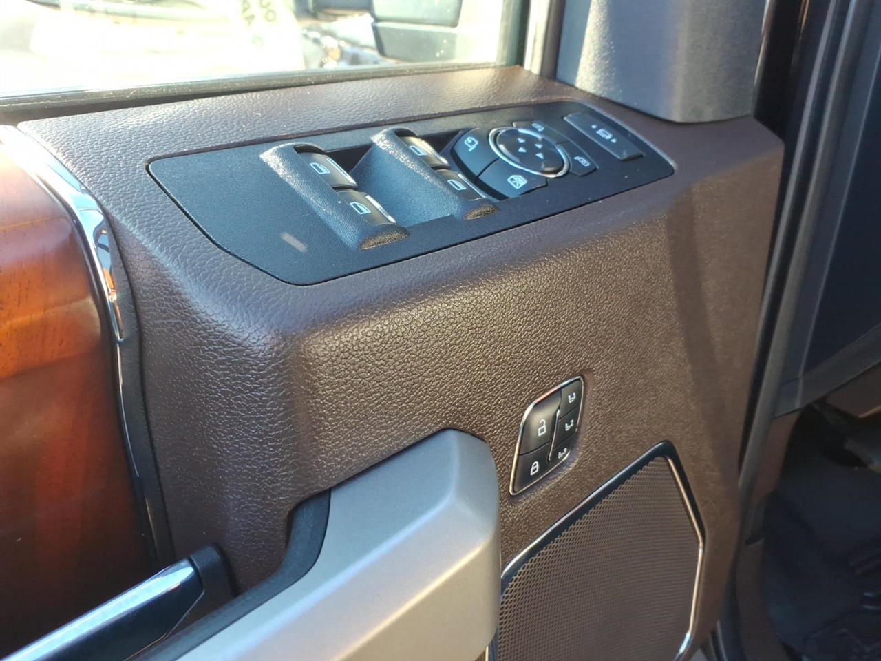 Ford Super Duty F-250 SRW King Ranch 4WD Crew Cab 6.75' Box 2022